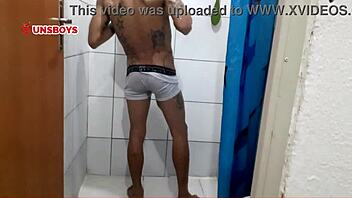 mavambo gozando gostoso teen masturbation naked solo