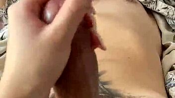 una mamada bien rica por la mañana con orgasmo