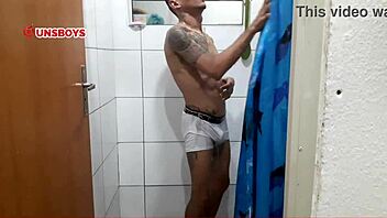 mavambo gozando gostoso teen masturbation naked solo