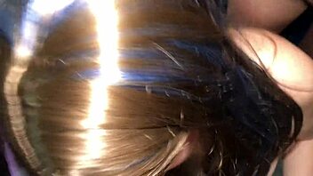 Threesome bareback with my tenants, no condom! 😜