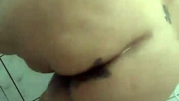 mary butterfly bathing slut