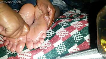 Rubbing my cock on ex gf's oily soles until explosion 💦