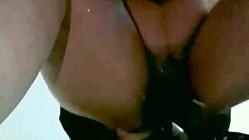 My Boyfriend's Penis Makes Me Squirt Hard