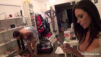 Taylor Vixen lesbian bts with big tits, ass, and pussy.