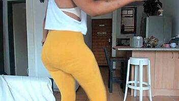ebony babe teases with booty dance in tight leggings