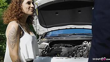 THE GERMAN STAR MARA MARTINEZ FACES A CAR BREAKDOWN AND MEETS STRANGERS IN PUBLIC