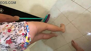 Me Hago La Paja Detras De Mi Hermanastra Mientras Ella Ordena Le Digo Que Me Debe Obedecer Por Que Yo Soy El Hombre Dialogos En Español