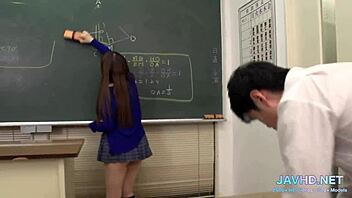 Compilation of hot Japanese teen girls in amateur HD videos