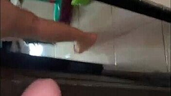 Me Hago La Paja Detras De Mi Hermanastra Mientras Ella Ordena Le Digo Que Me Debe Obedecer Por Que Yo Soy El Hombre Dialogos En Español