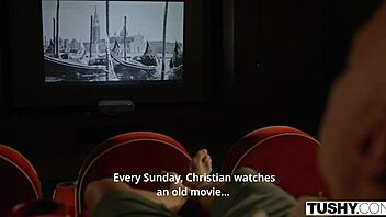 I saw Holly and Vanessa havin hot anal threesum