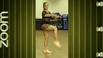 Sabrina Sato, Hot Japanese-Brazilian Babe in Action