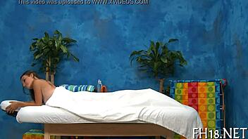 I give a relaxing massage with soothing touches