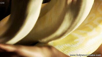 Sensual Indian beauty explores her desires in a solo session
