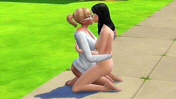 Lesbians Engage In Nasty Masturbation And Kissing On Street
