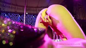 catch lola taylor stripping at athens live sex show 2016.