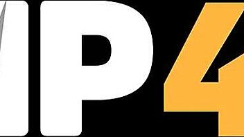 Erica Black, l'Ukrainienne, séduit son beau-père pour une baise brutale