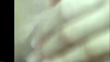 i'm showing my vagina on cam, it's so wet and tight