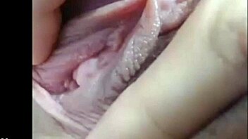 i'm showing my vagina on cam, it's so wet and tight