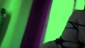 Sensual Latina Aris Dark's wild ride