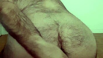 Gay man receives facial cumshot from Master