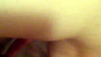 I watch this old vid from 2017, it's got some retro scenes.