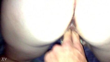 Wife has orgasm and screams