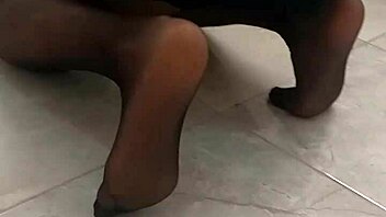 Sexy aunt in stockings gets pleasure from doggystyle