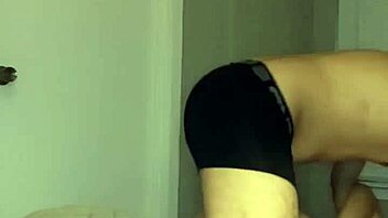 Latina Babe Gets Pussy Licked And Cumshot