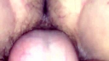 how does the blonde suck it on parchment?