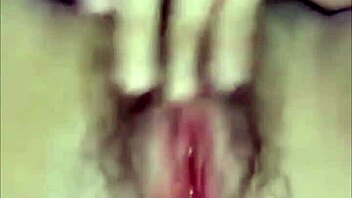 Feeling Wild with Malibog Pinay's Wet Finger Play and Release