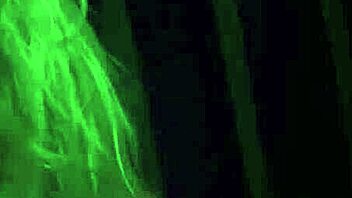 Anak tiri lucu, sudah sedia hukuman garaj sekarang?