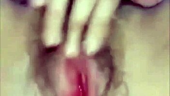 Feeling Wild with Malibog Pinay's Wet Finger Play and Release