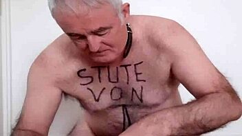 master t creampies his gay sub 😈