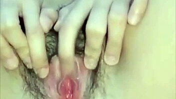 Feeling Wild with Malibog Pinay's Wet Finger Play and Release