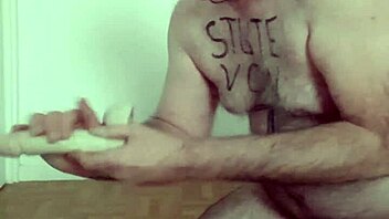 master t creampies his gay sub 😈