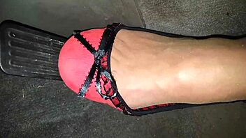 Want intimate webcam fetish with milf? Contact intimissima on Skype