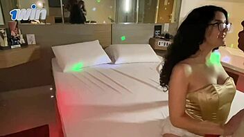 i watch this young dancer twerk on pole with naughty face and little white pussy