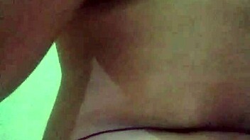 hot solo girl Betty L fingers herself on Give Me Pink