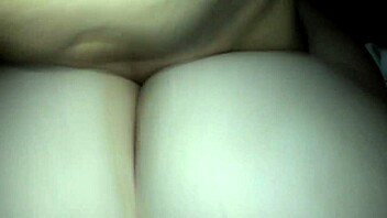 Big Booty Wife Shakes Her Ass Hard!