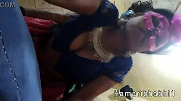 Hot Horny Wife Enjoys ROMANTIC SEX in Saree Blouse