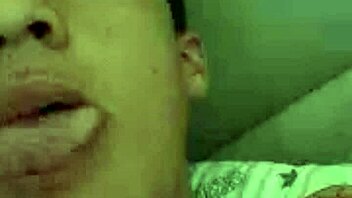 venezuelan pelotero 18 plays baseball