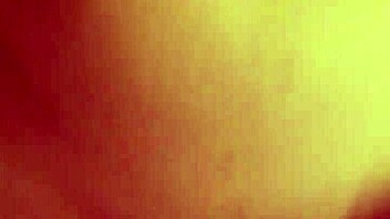 वाइफ रफ प्री-वर्क कम डंप लेती है इंटेंस काउगर्ल राइडिंग के साथ