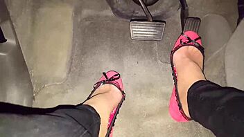 Want intimate webcam fetish with milf? Contact intimissima on Skype