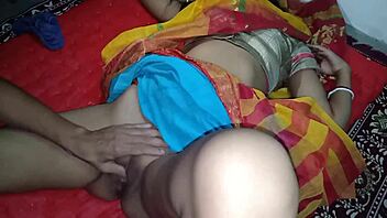 चूत को हार्ड लिक करता है क्लोजअप एमेच्योर फकिंग वीडियो में