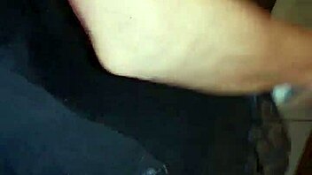 I am velvet, horny milf, enjoying homemade toys and orgasms several times, oh god!