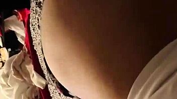 she loves sucking dick