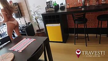 Boneca Flávia Ribeiro Gaúcha Se EXIBINDO - Travesti Com LOCAL