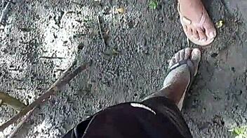 sex with well-endowed black man on beach exhibitionism