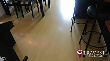 Boneca Flávia Ribeiro Gaúcha Se EXIBINDO - Travesti Com LOCAL