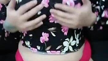 hey, watch this asian wife stroke and screw her pussy!